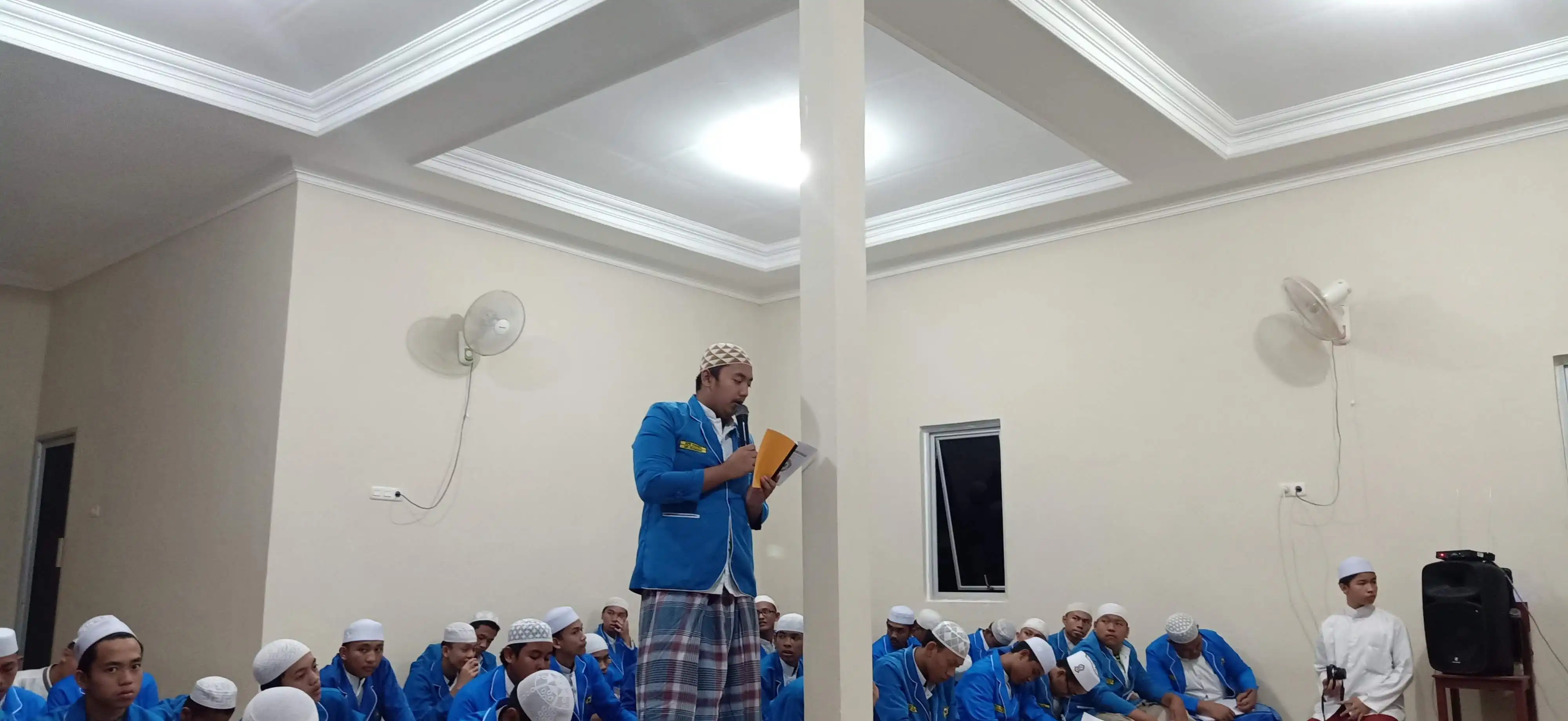Rapat Akbar 16